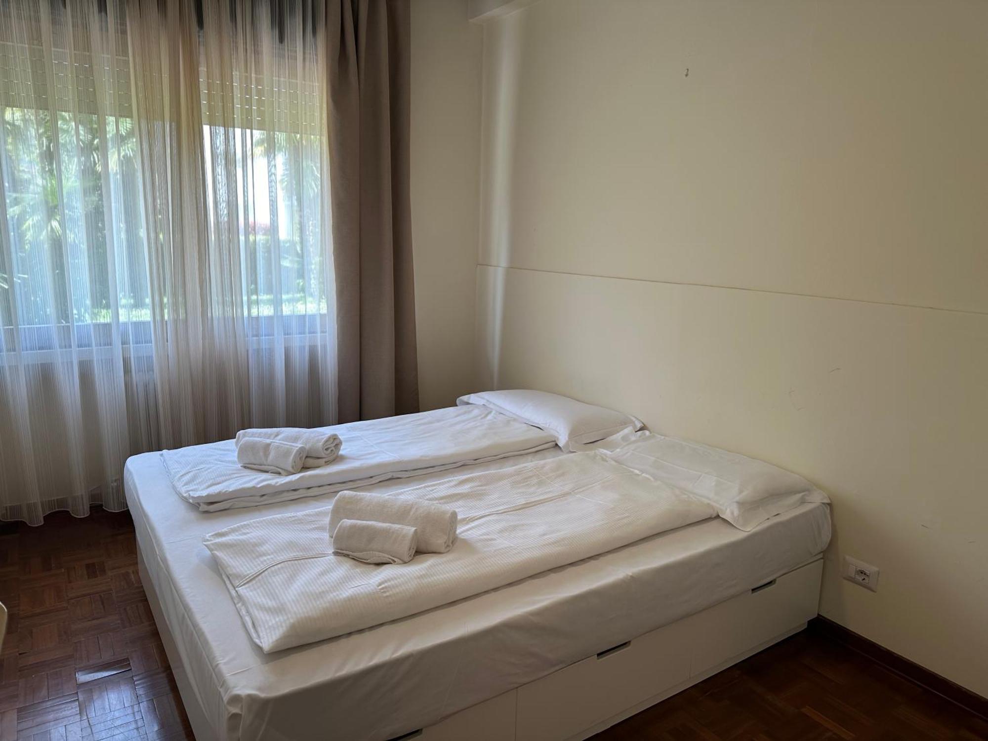 Residence Monica Riva del Garda Rom bilde
